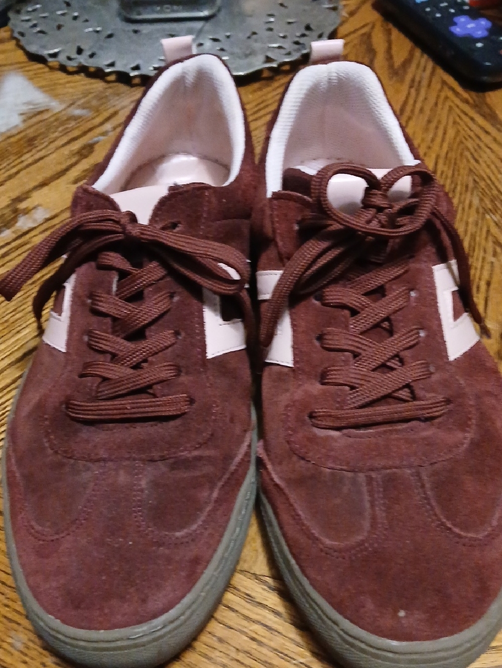 Women’s Suede Sneakers in Burgundy with Pink Accent, Sz.10